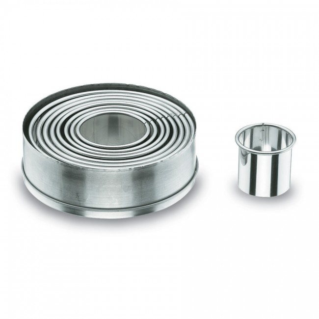 Lot de 9 découpoirs ronds unis inox 4 à 12cm - Emporte-pièces-