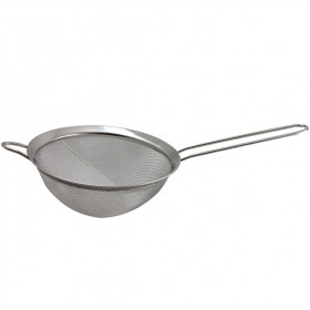 Passoire 14 cm en inox